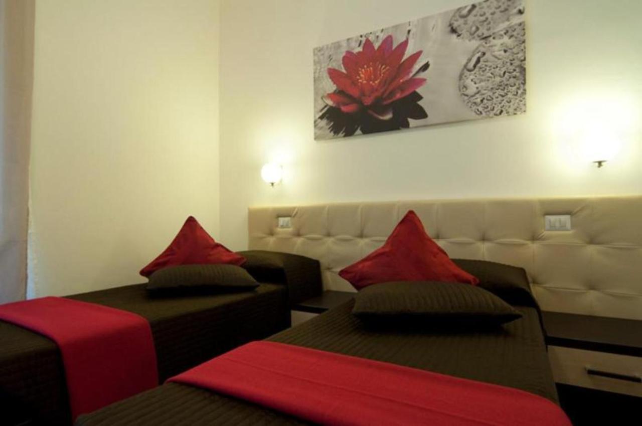 Ara Pacis Guest house 2*